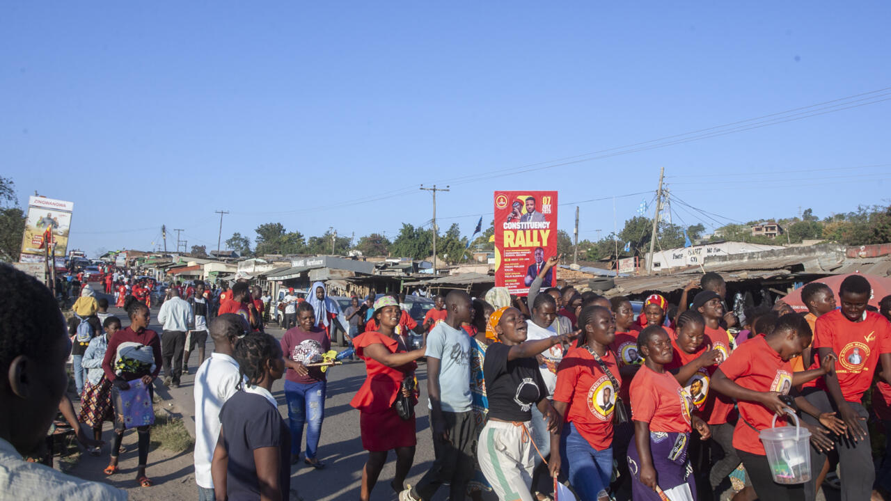 ee14b1cf8a2c72fc9b3d6252f776464f7defed50